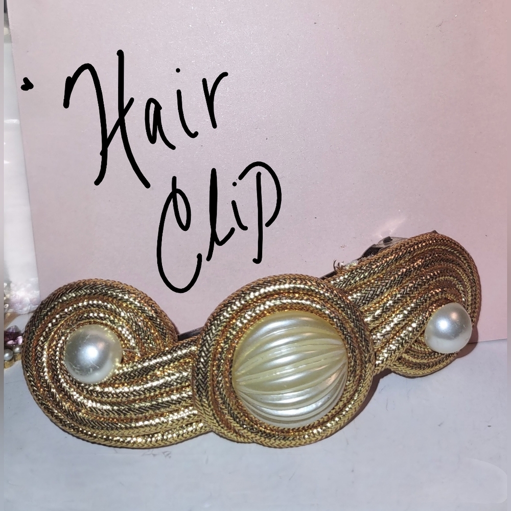 Soft Rolled Metallic Gold Hair Clip w/ Pearls